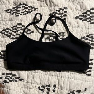 Alo Yoga Airlift Intrigue Bra M